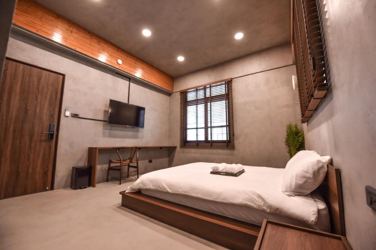 Eryang Homestay Tainan Zewnętrze zdjęcie