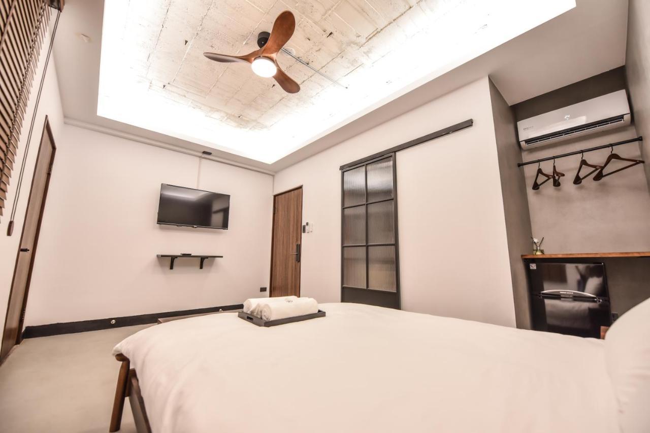 Eryang Homestay Tainan Zewnętrze zdjęcie