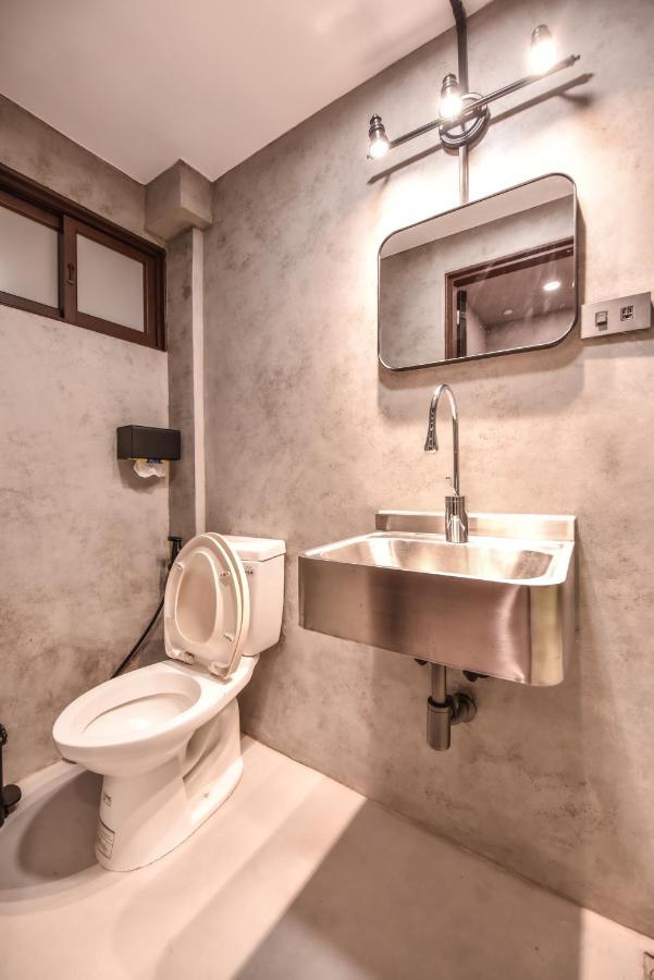 Eryang Homestay Tainan Zewnętrze zdjęcie