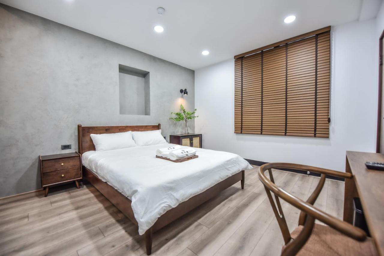 Eryang Homestay Tainan Zewnętrze zdjęcie