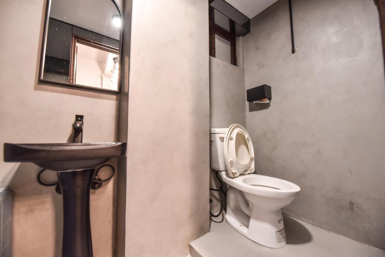 Eryang Homestay Tainan Zewnętrze zdjęcie