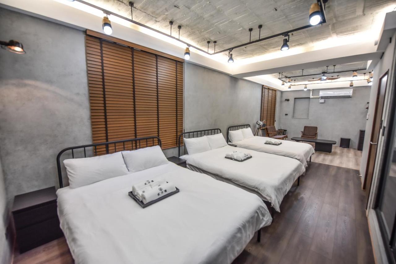 Eryang Homestay Tainan Zewnętrze zdjęcie